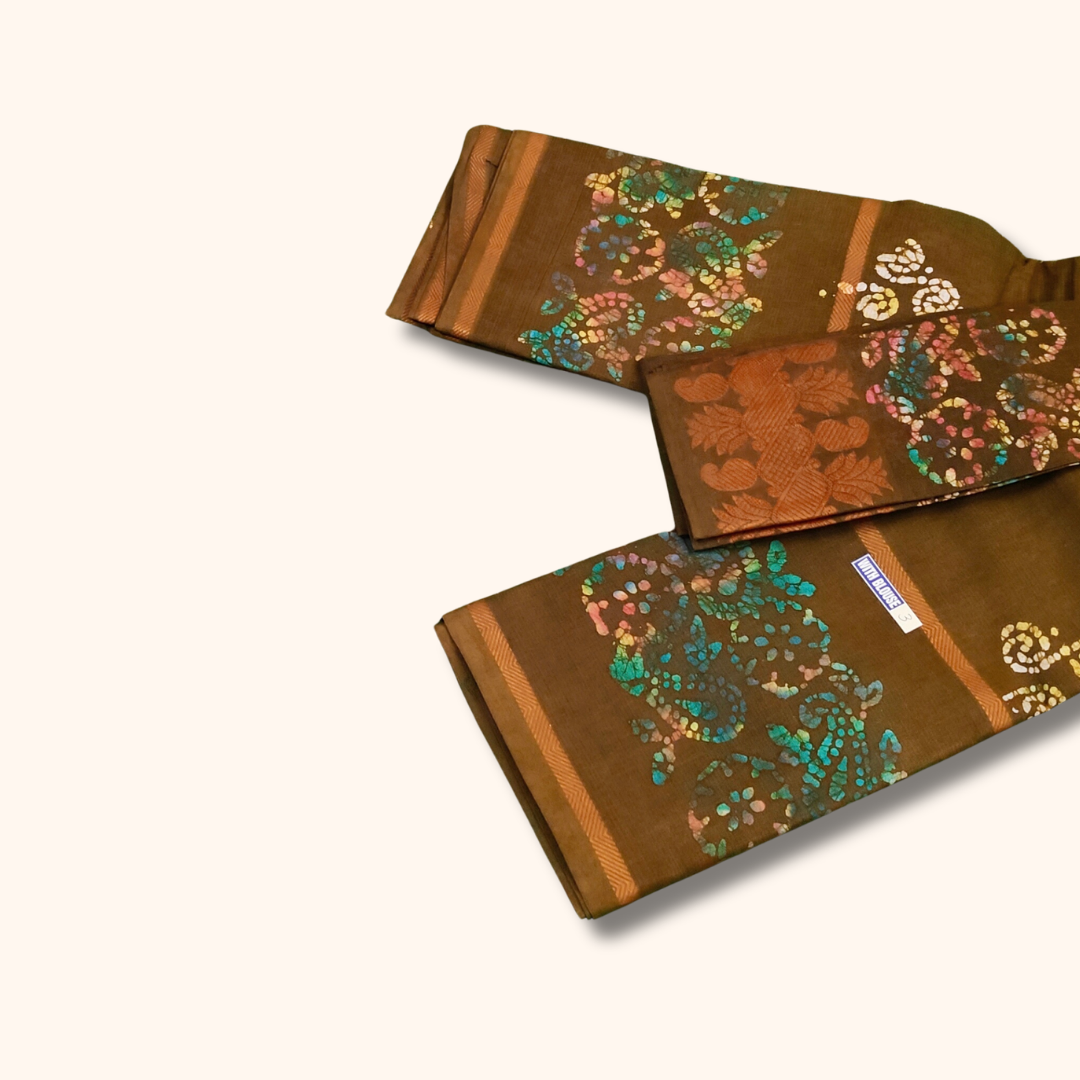Coffee Brown Sungudi Cotton Saree with Multicolor Batik Floral Design & Matching Blouse Piece