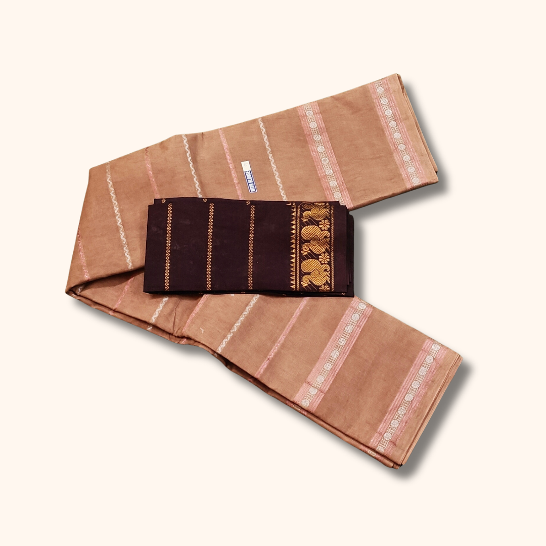 Peach Cotton Sungudi Saree with Contrast Maroon Blouse – Traditional Cotton Saree