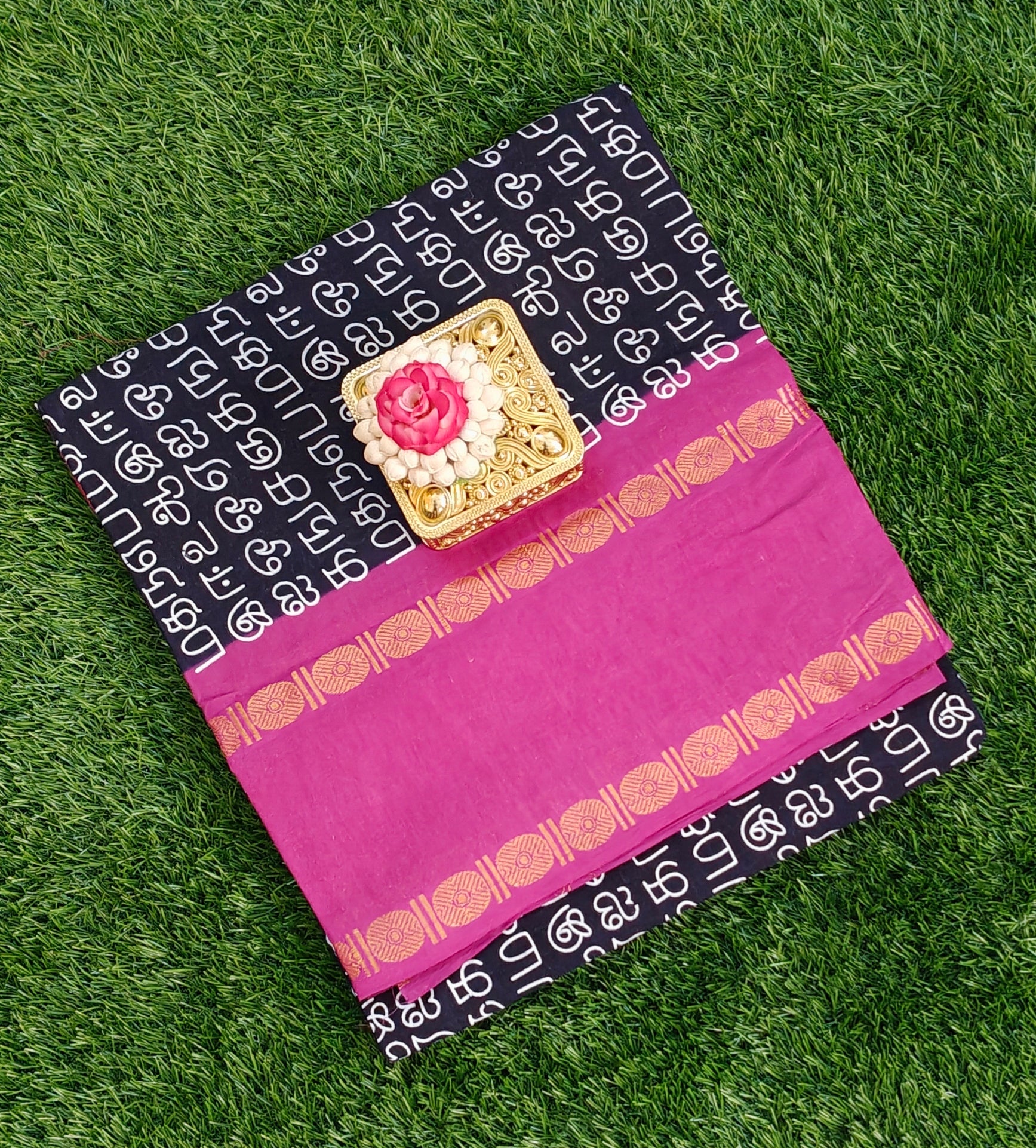 🖤💗 Black Tamil Script Saree with Contrast Pink Zari Border 💗🖤
