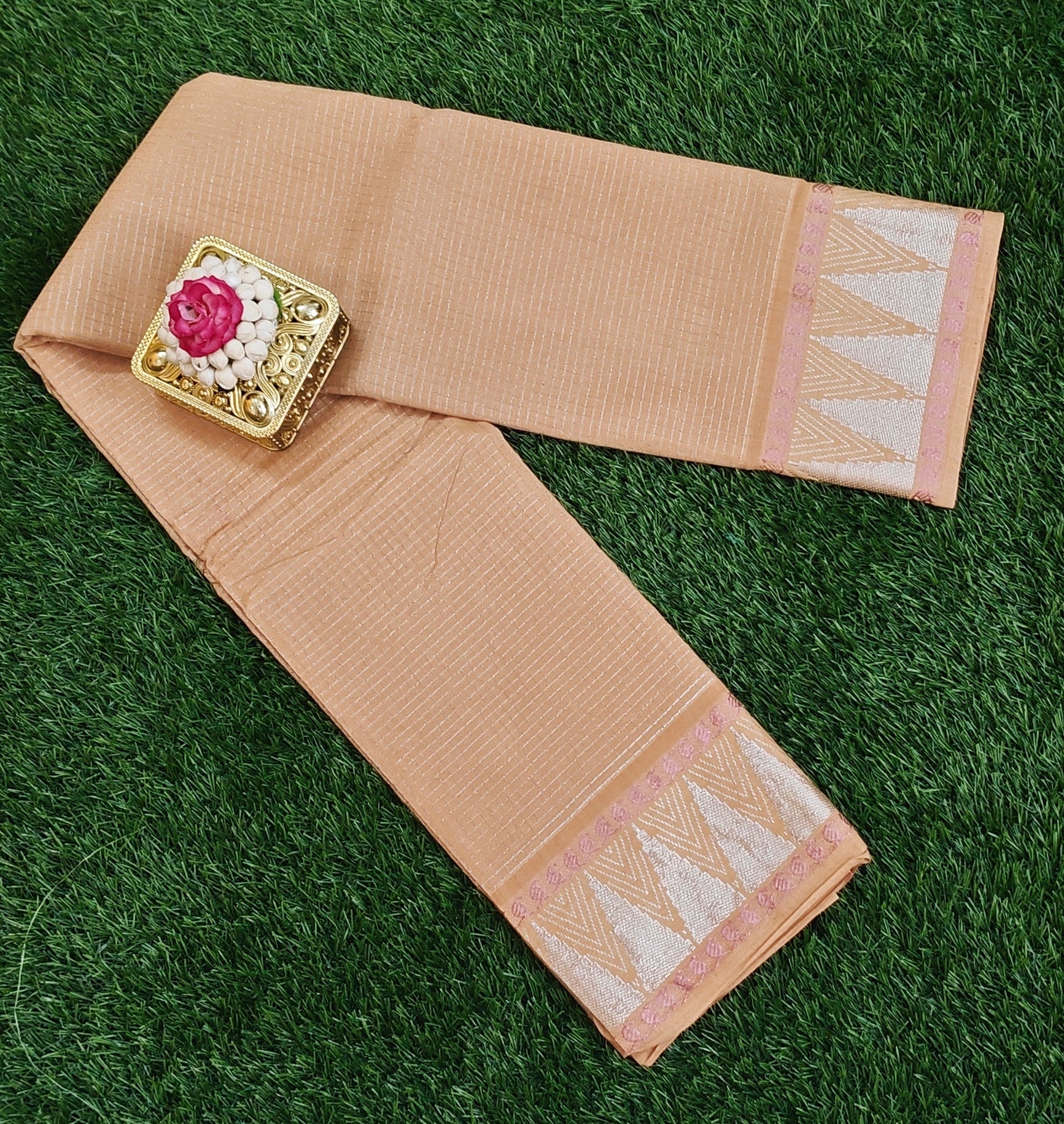 🤎 Beige Cotton Saree with Silver Zari Border & Motif Design