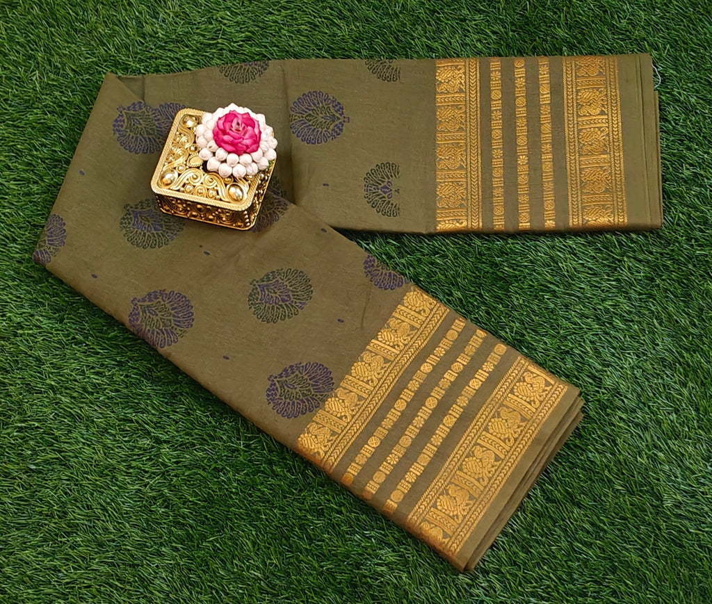 ✨🌿 Olive Green Saree with Purple Motifs & Grand Golden Zari Border 🌿✨