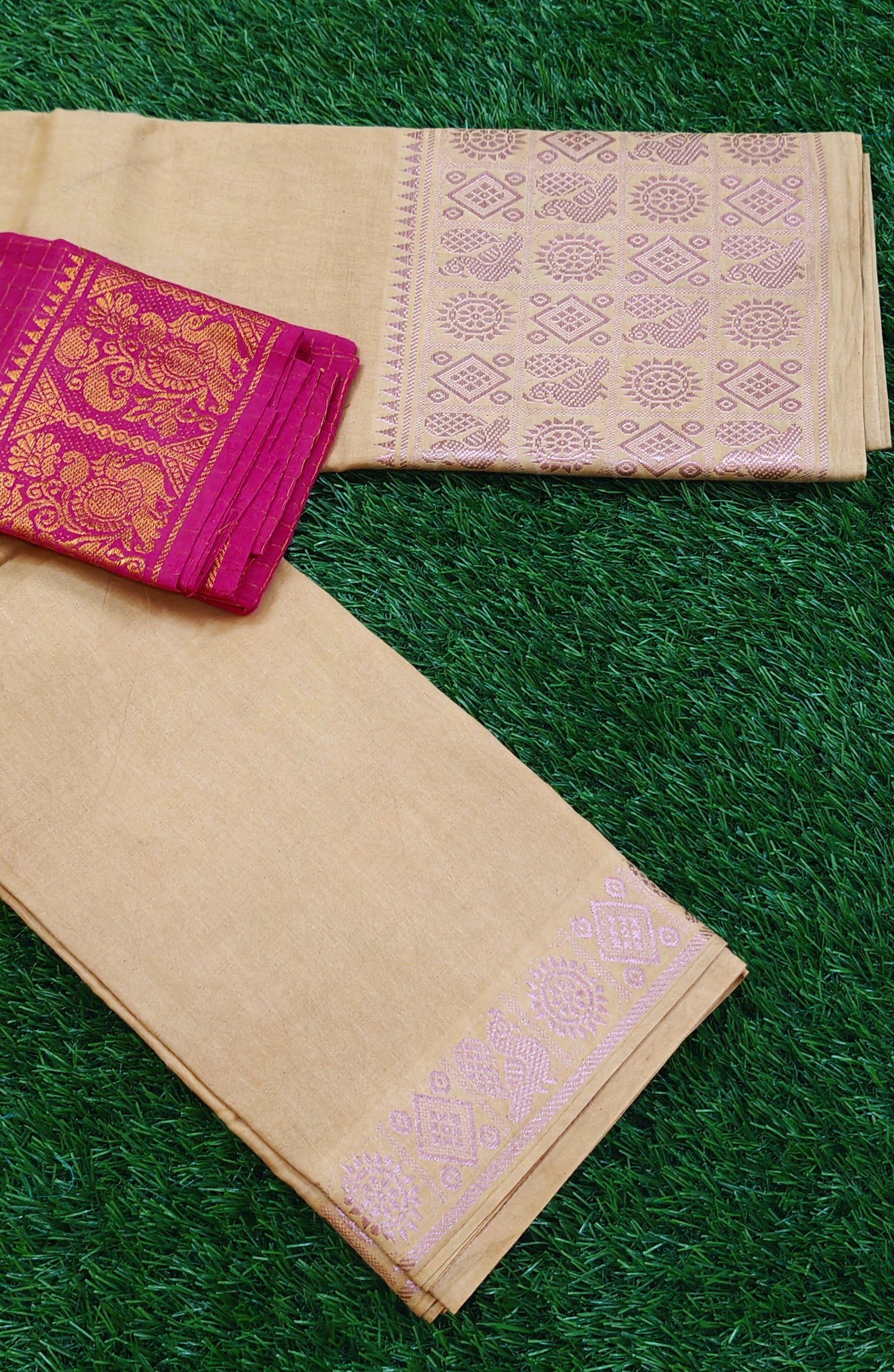 ✨ Elegant Beige Saree with Contrast Pink Zari Blouse & Rich Pallu ✨