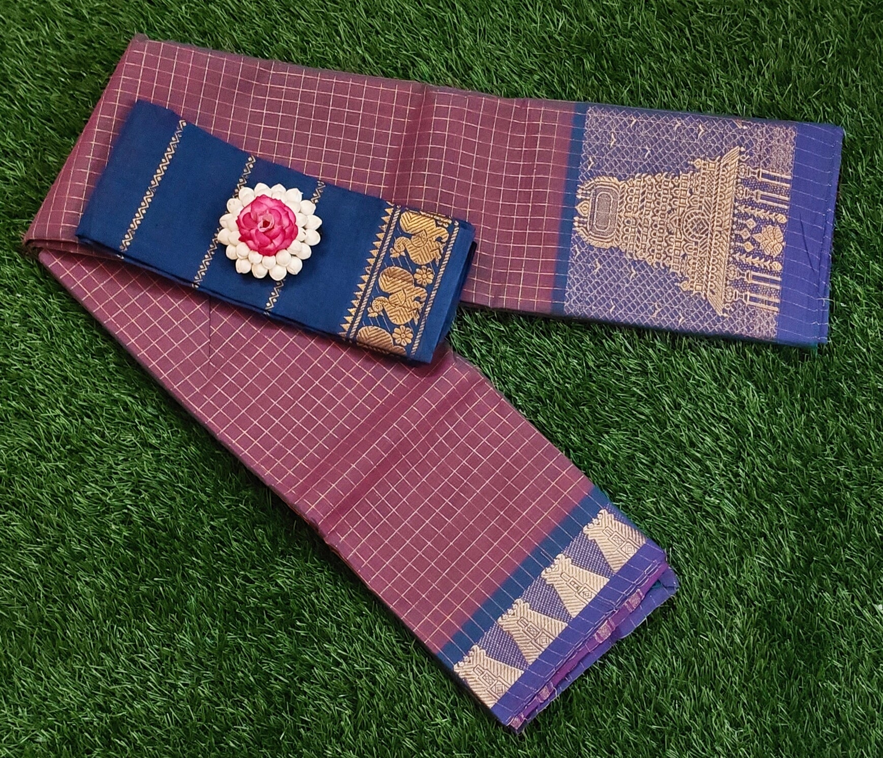 💜💙 Purple Checks Saree with Contrast Blue Zari Pallu & Peacock Blouse