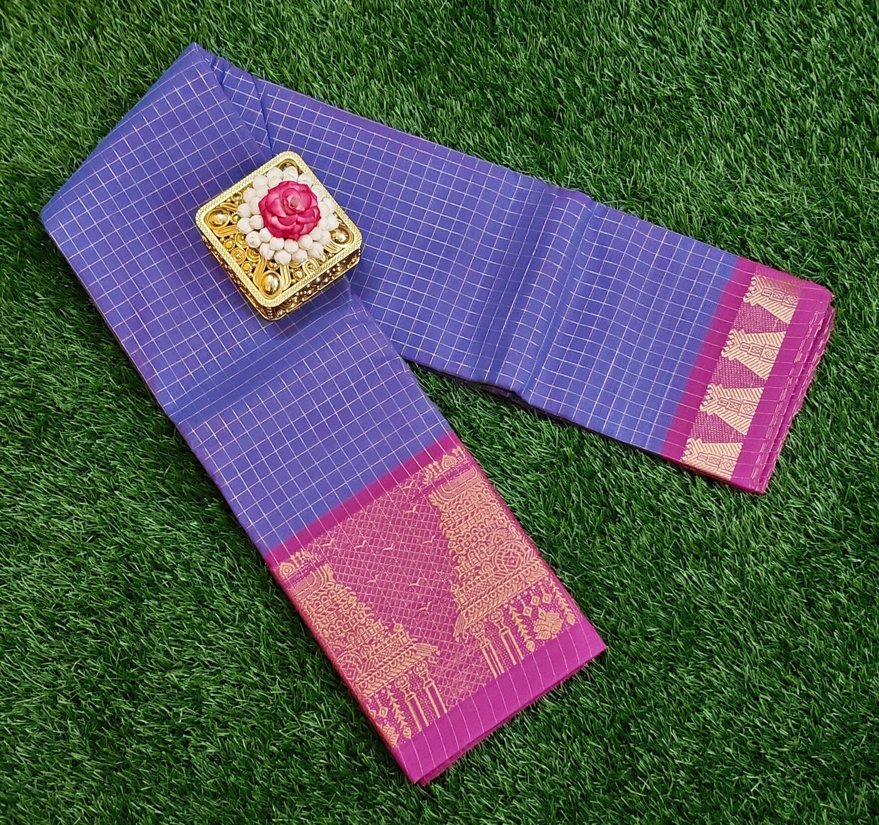 💙💗 Blue Checked Saree with Pink Temple Zari Border & Pallu 💗💙