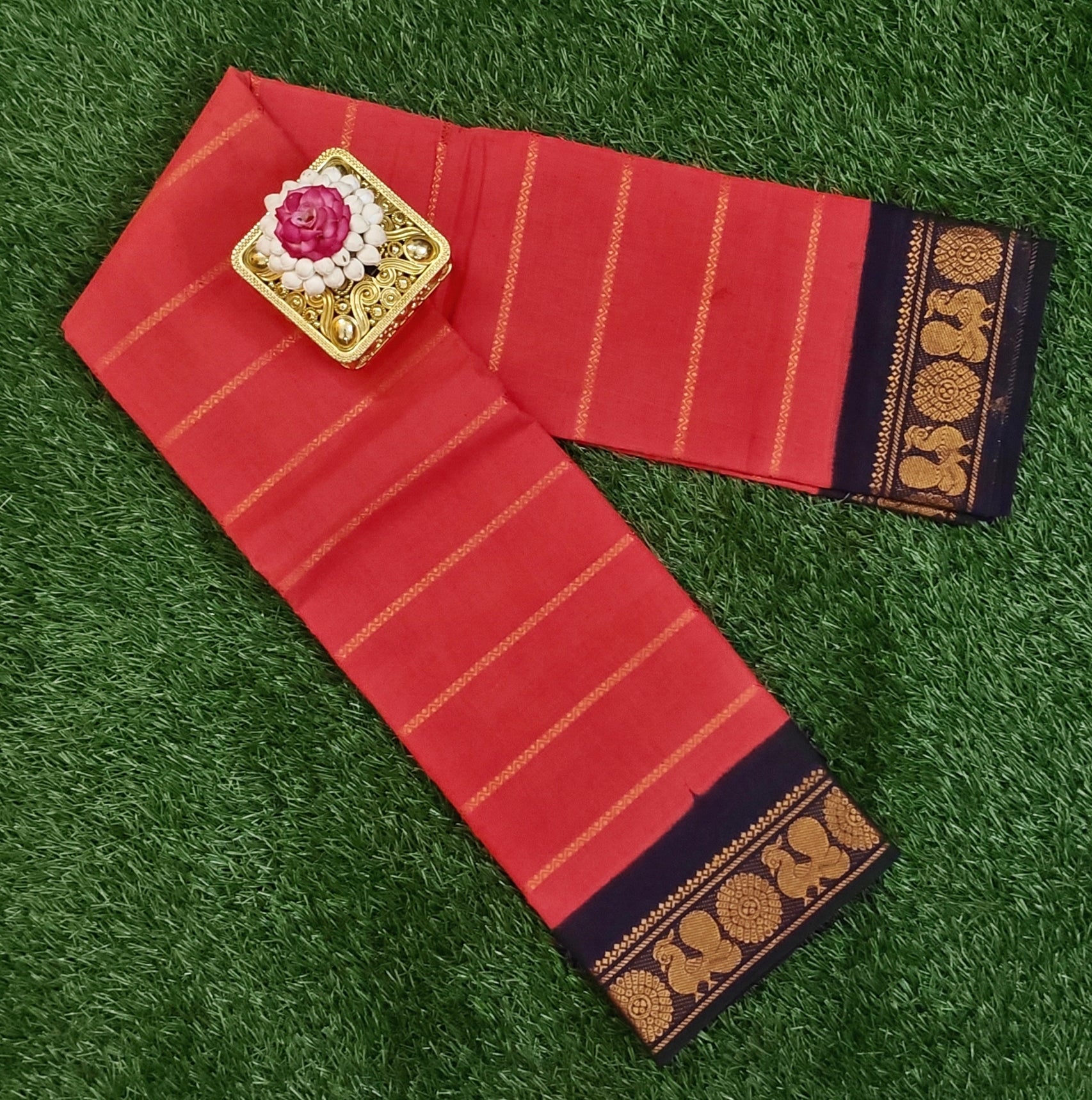 ❤️ Red Traditional Cotton Saree with Navy & Gold Zari Border