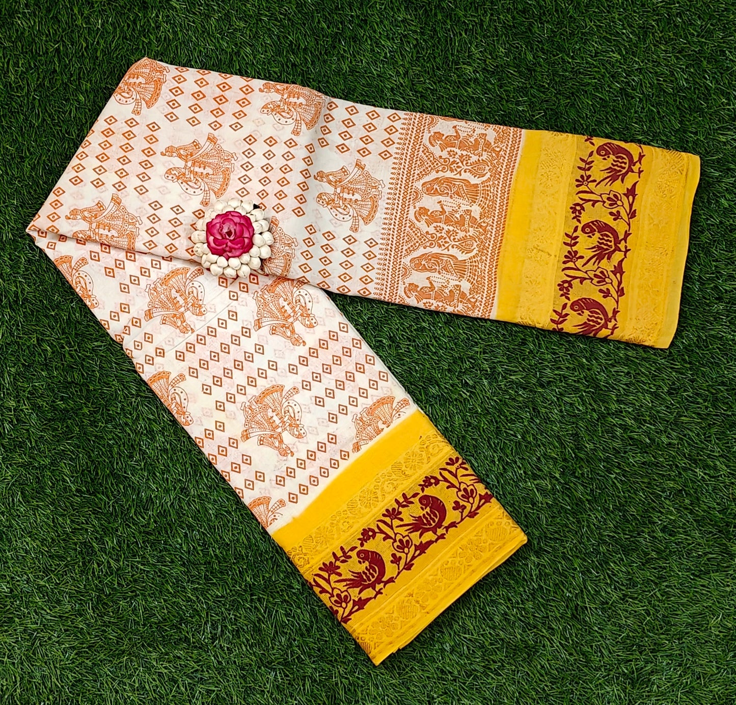Cream Sungudi Cotton Saree with Traditional Brown Motifs & Yellow Bird Border