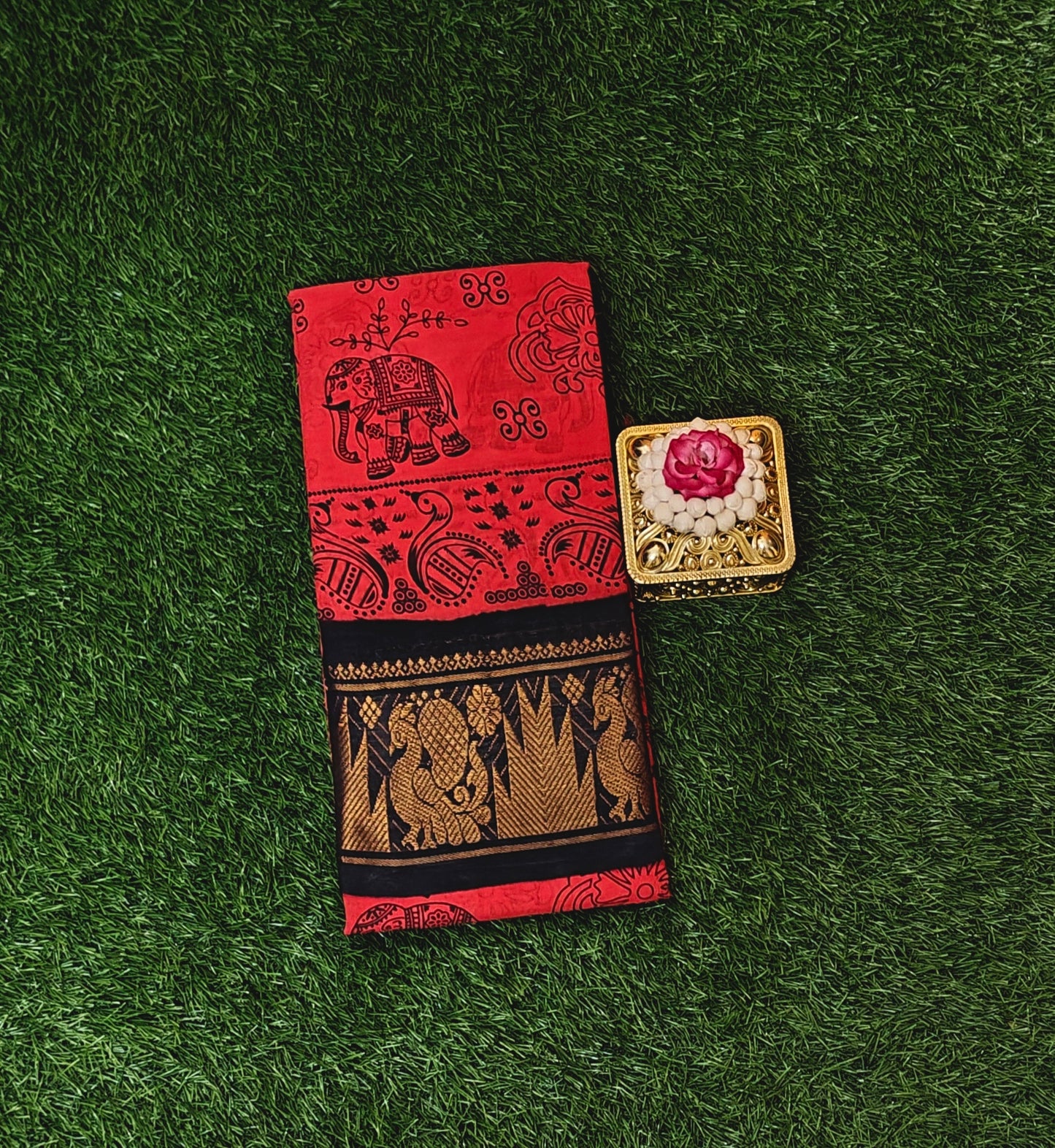 Brick Red Sungudi Cotton Saree with Elephant Motifs & Black Peacock Zari Border