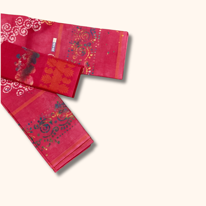 Rani Pink Sungudi Cotton Saree with Multicolor Batik Floral Border & Contrast Pallu