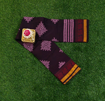 Dark Plum Sungudi Cotton Saree with Pink Kolam Motifs & Maroon Zari Border