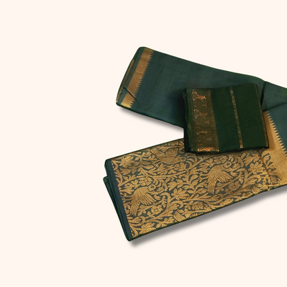 Dark Bottle Green Vasigara Pattern Sungudi Cotton Saree with Matching Separate Blouse Piece