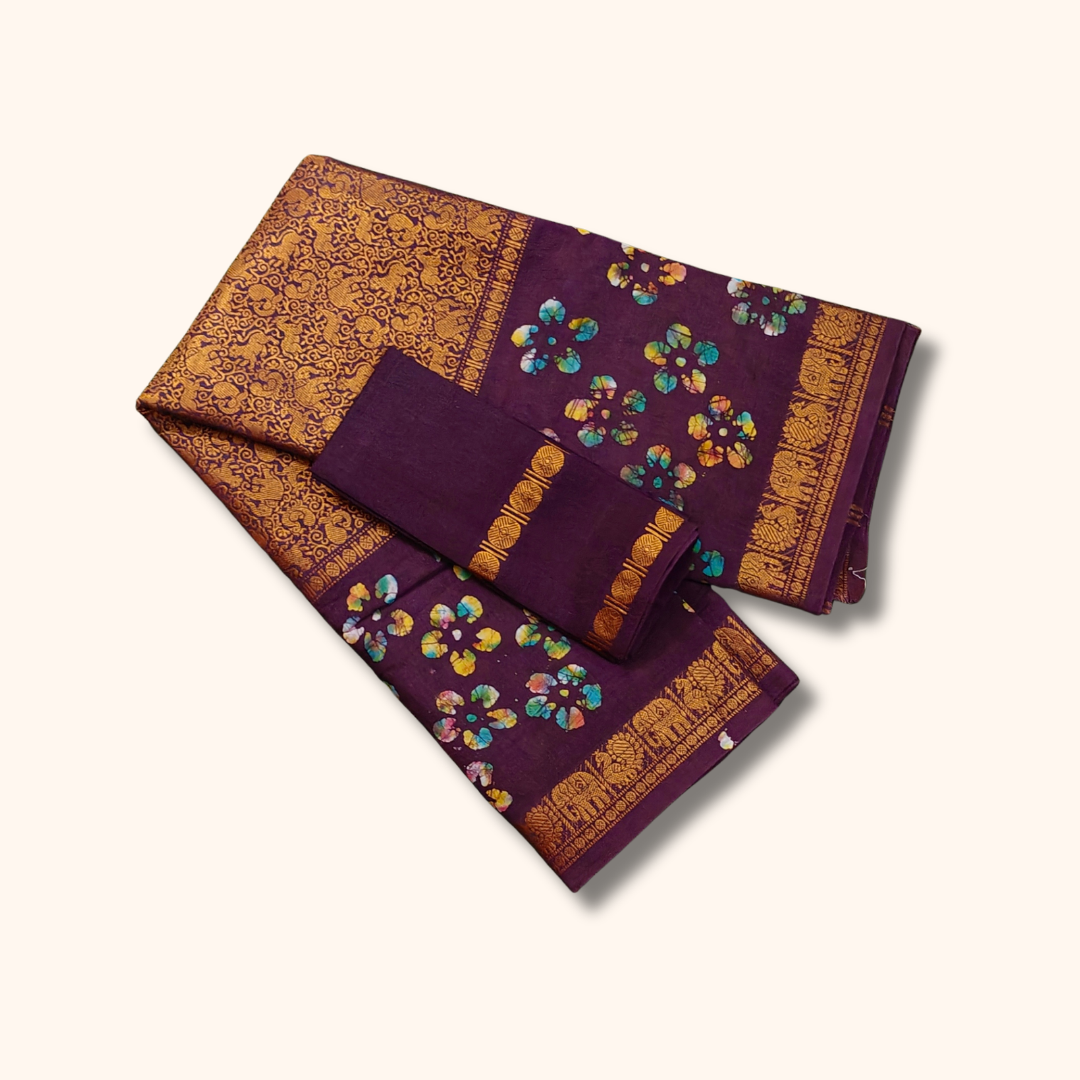 Maroon Batik Floral Sungudi Cotton Saree with Elephant Zari Border & Separate Blouse Piece