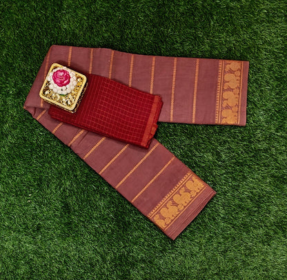 Beautiful Rose Gold Sungudi Cotton Saree with Zari Lines & Contrast Blouse Piece