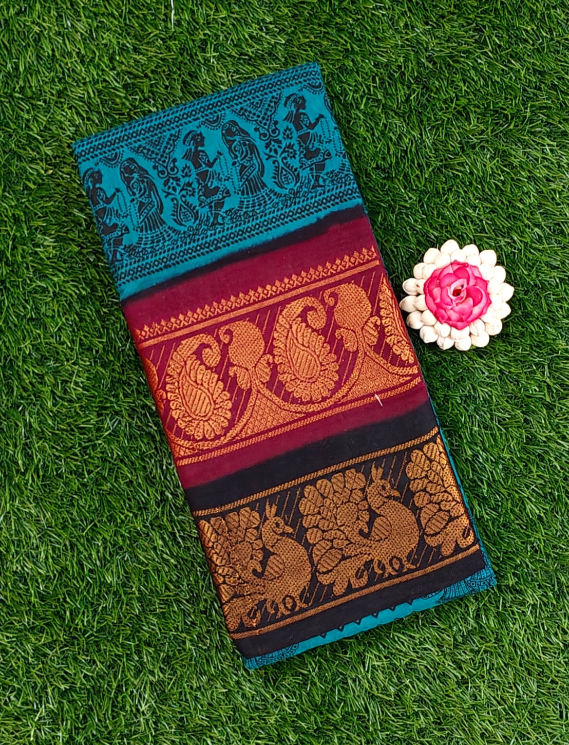 Teal Blue Sungudi Cotton Saree with Traditional Motifs & Contrast Border