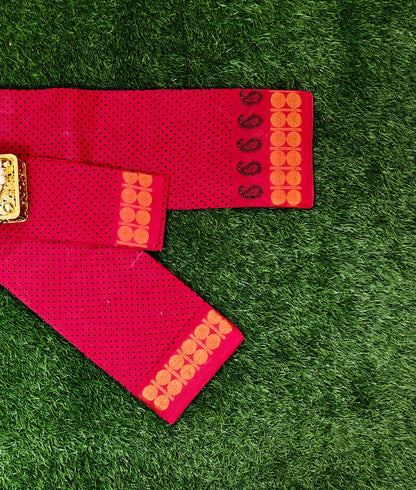 Bright Red Sungudi Cotton Saree with Dotted Pattern & Paisley Zari Border