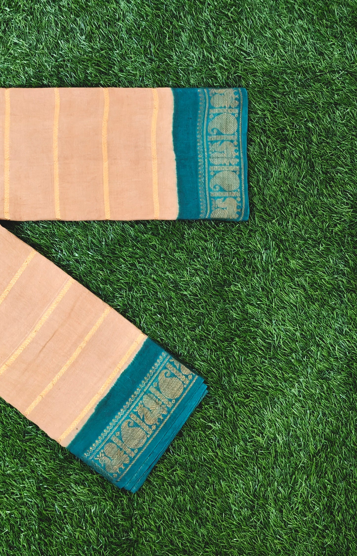 Elegant Lightweight Cotton Peach Cotton Saree with Traditional Temple Border