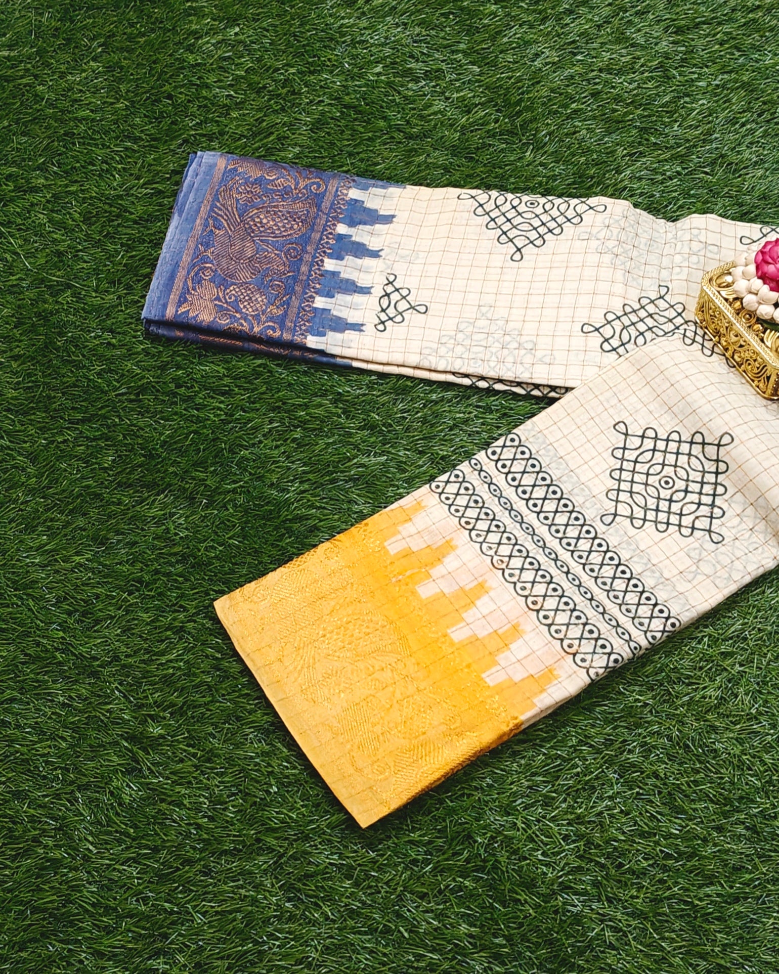 Attractive Beige Kolam Design Sungudi Cotton Saree with Royal Blue Zari Border & Mustard Yellow Pallu