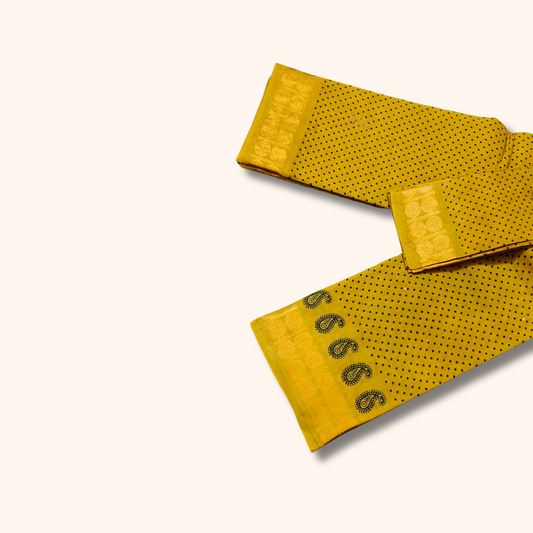 Mustard Yellow Sungudi Cotton Saree with Dotted Pattern & Paisley Border