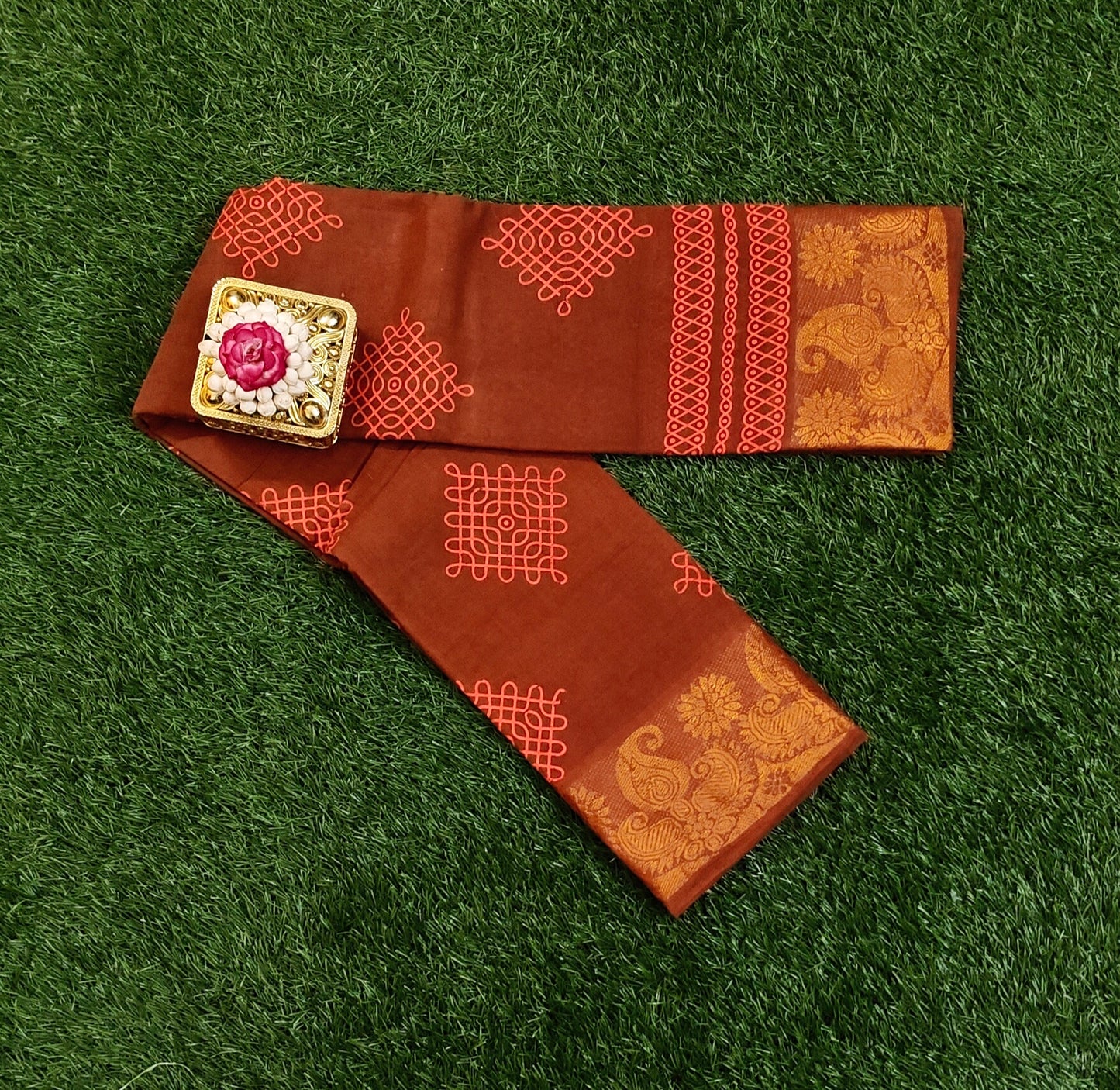 Rust Orange Sungudi Cotton Saree with Kolam Motifs & Paisley Zari Border