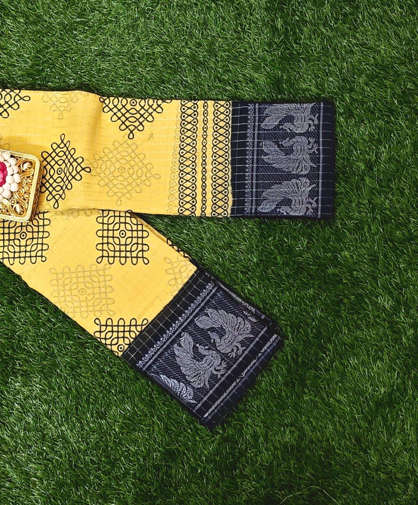 Beautiful Lemon Yellow Kolam Design Sungudi Cotton Saree with Black Zari Border