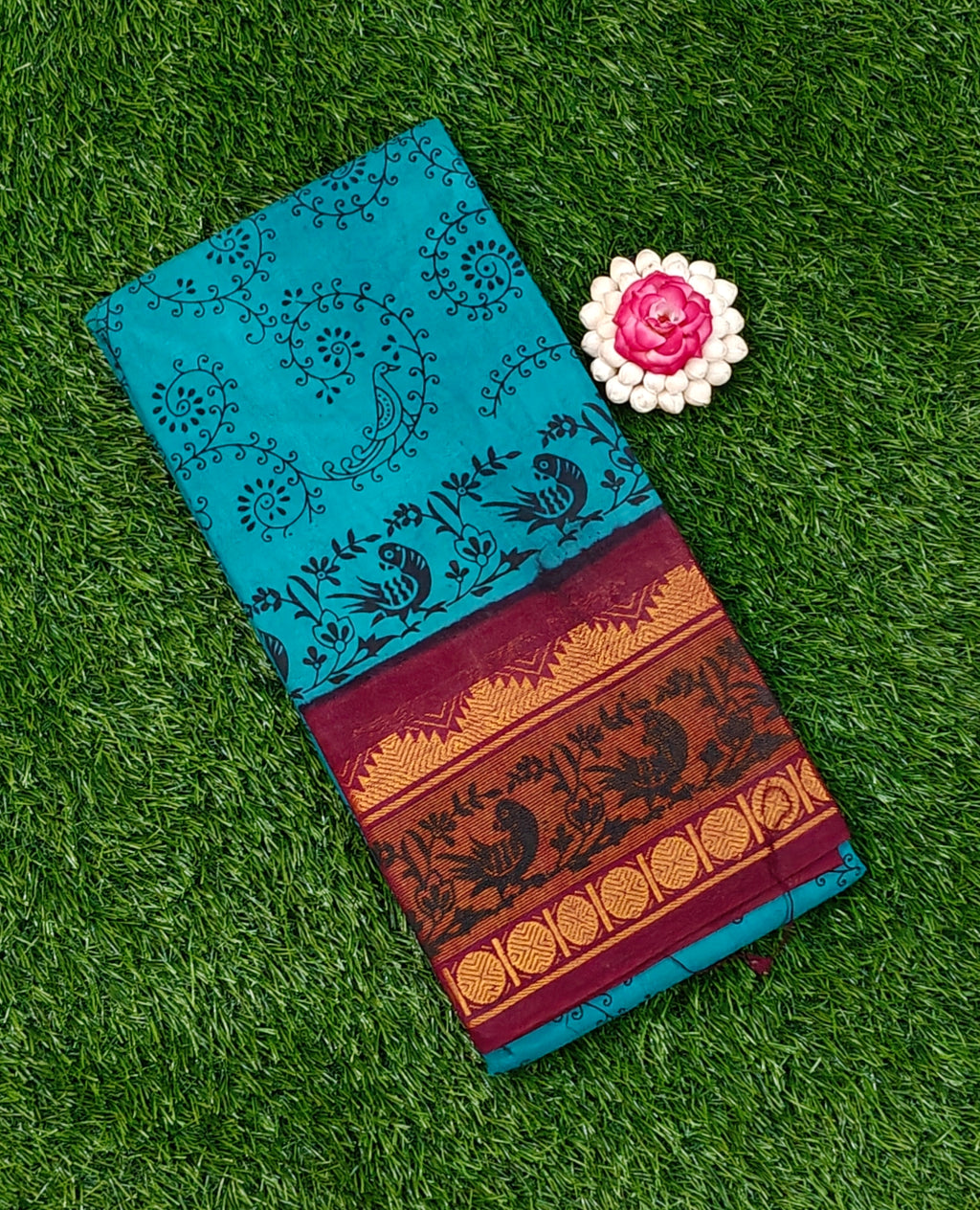 Blue Sungudi Cotton Saree with Maroon Kalamkari Border
