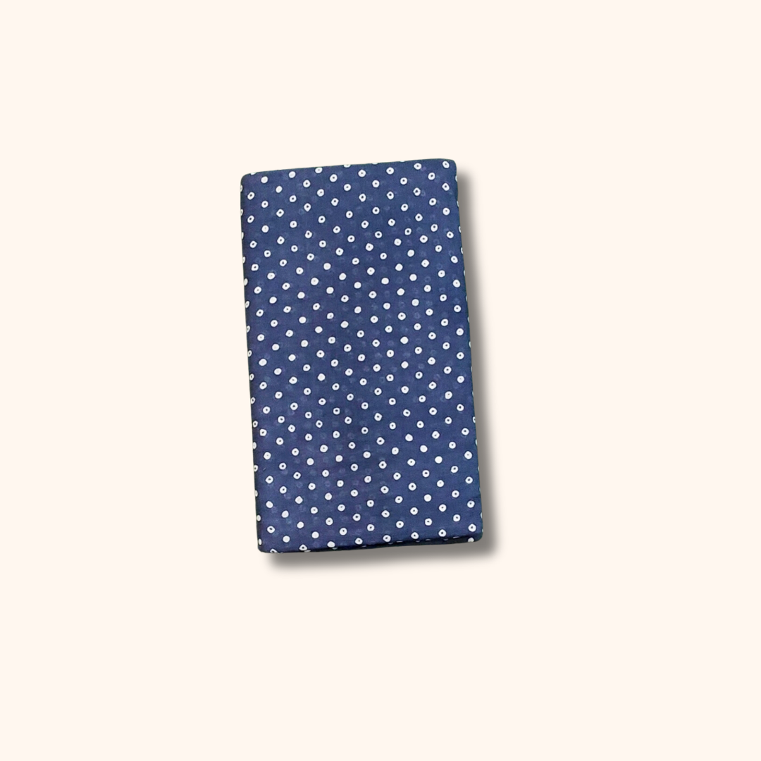 Dark Blue Sungudi Cotton Saree with White Dot Pattern & Green Zari Border – Without Blouse