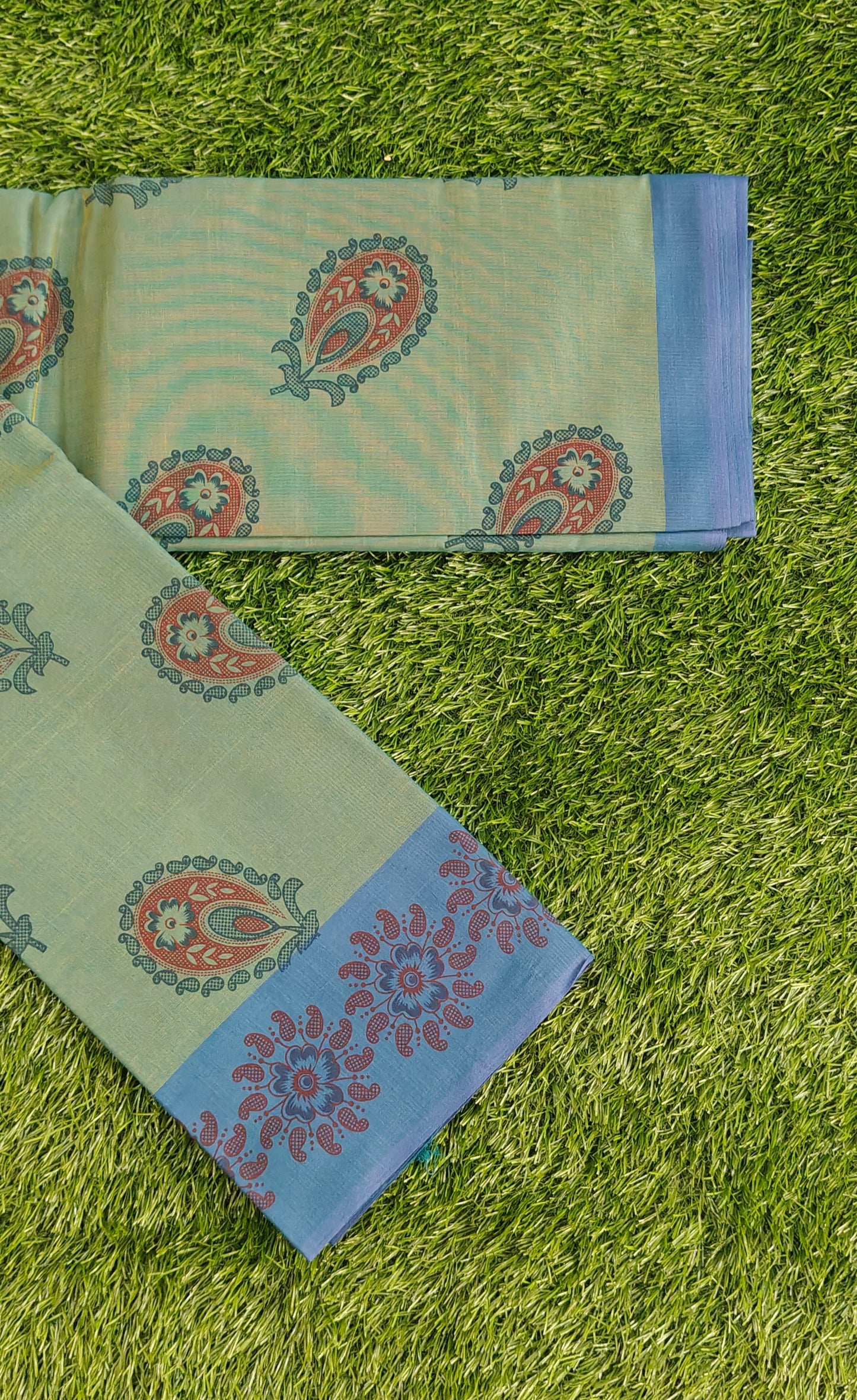 South Indian Pure Cotton Saree with Elegant Paisley Motifs