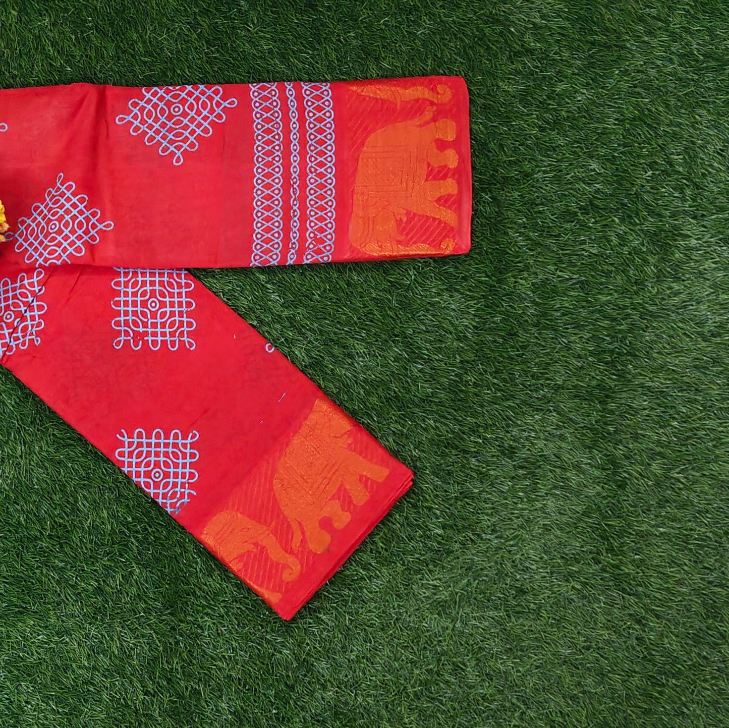 Authentic Red Kolam Sungudi Cotton Saree with Elephant Zari Border