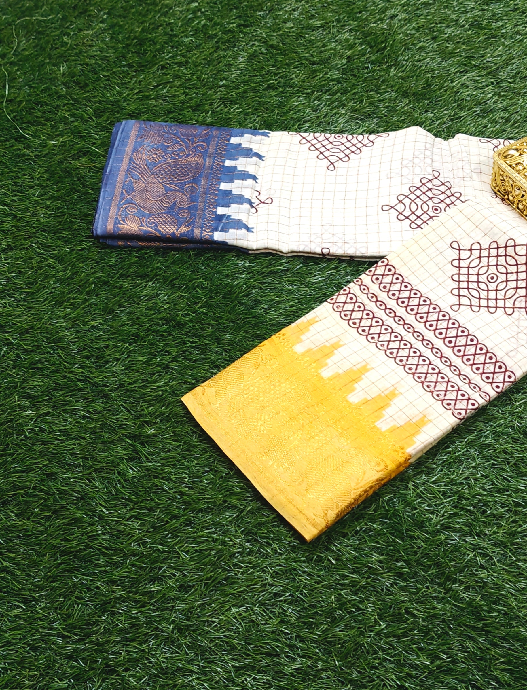 Beige Kolam Design Sungudi Cotton Saree with Royal Blue Border & Mustard Yellow Pallu with Yellow Shaded Body