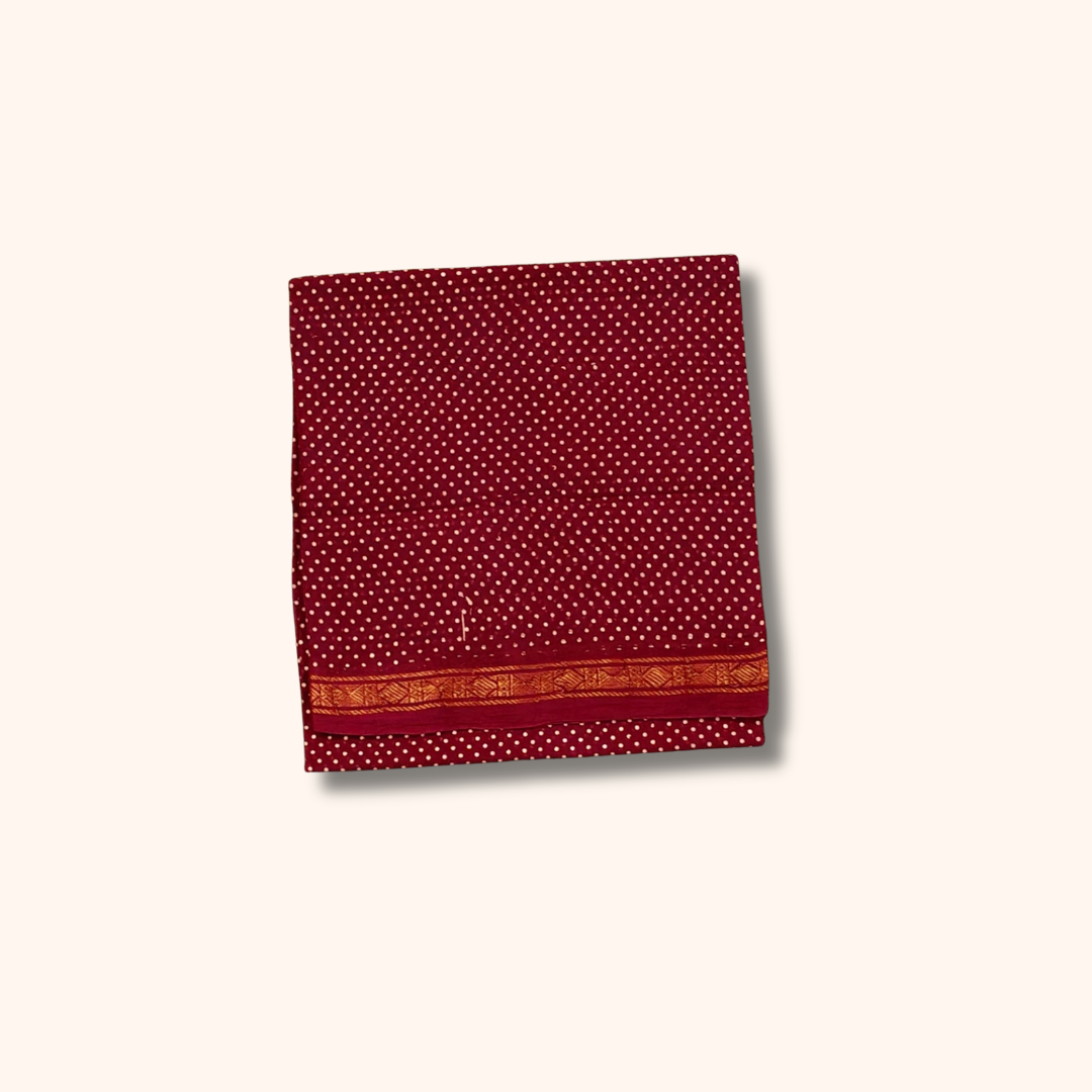 Maroon Sungudi Cotton Saree with White Dot Pattern & Traditional Zari Border