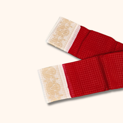 Red Sungudi Cotton Saree with Cream Gold Zari Border – Running Blouse