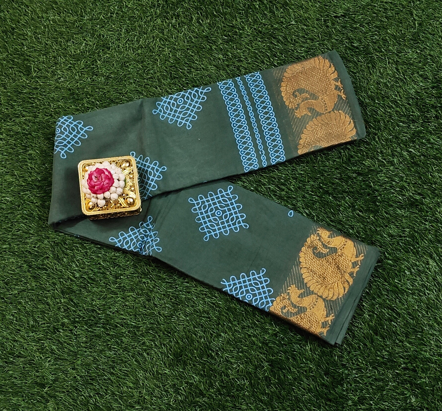 Bottle Green Sungudi Cotton Saree with Blue Kolam Motifs & Peacock Zari Border