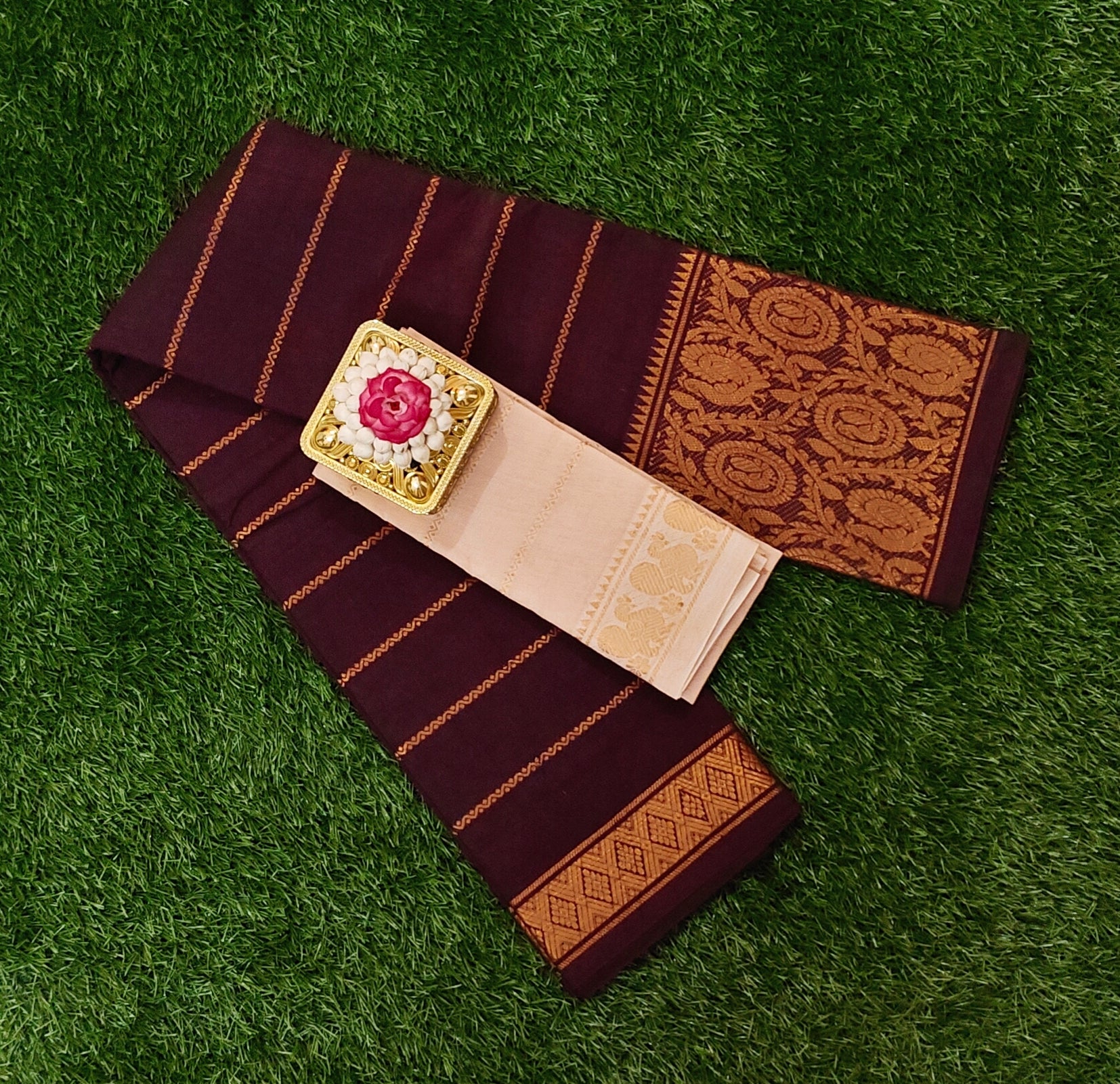 Classic Maroon Elegance Sungudi Cotton Sarees with Blouse