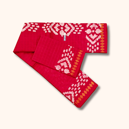 Rani Pink Sungudi Cotton Saree with Traditional White Batik Design & Matching Blouse Piece