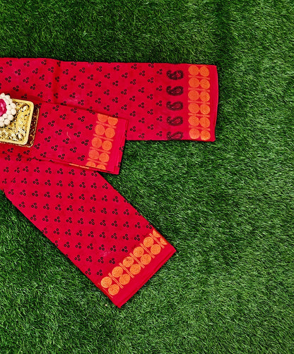 Classic Red Sungudi Cotton Saree with Traditional Dot Pattern & Zari Border