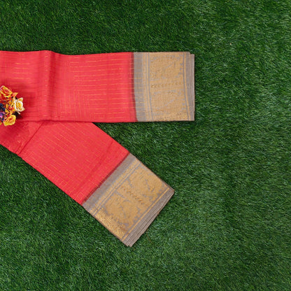 Beautiful Gold Checked Sungudi Cotton Saree with Traditional Zari Border