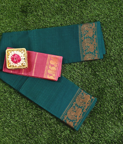 Teal Green Sungudi Cotton Saree with Contrast Pink Blouse Piece