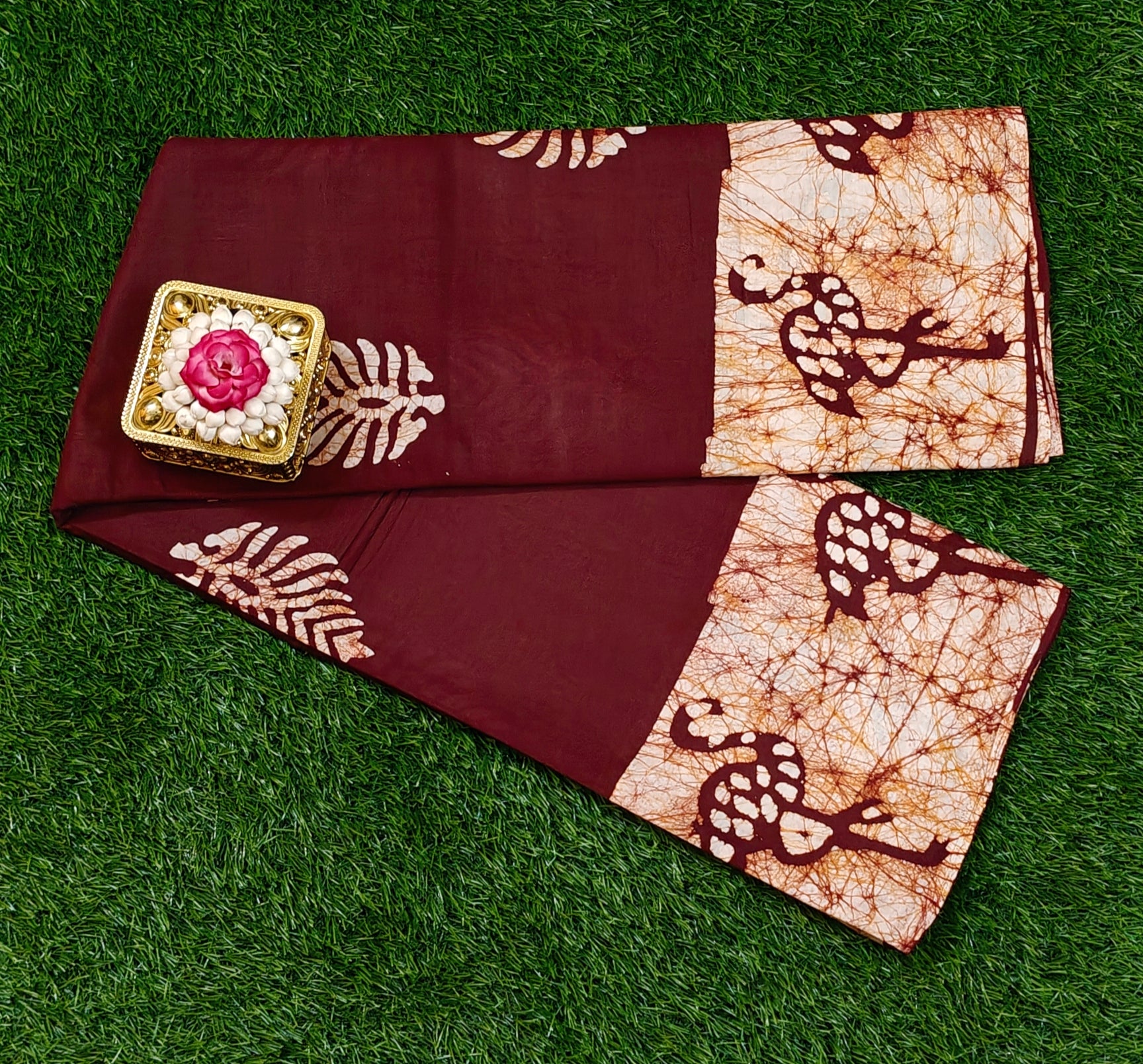 Premium 120 Count Sungudi Cotton Saree – Ultra Soft Maroon with Artistic Border