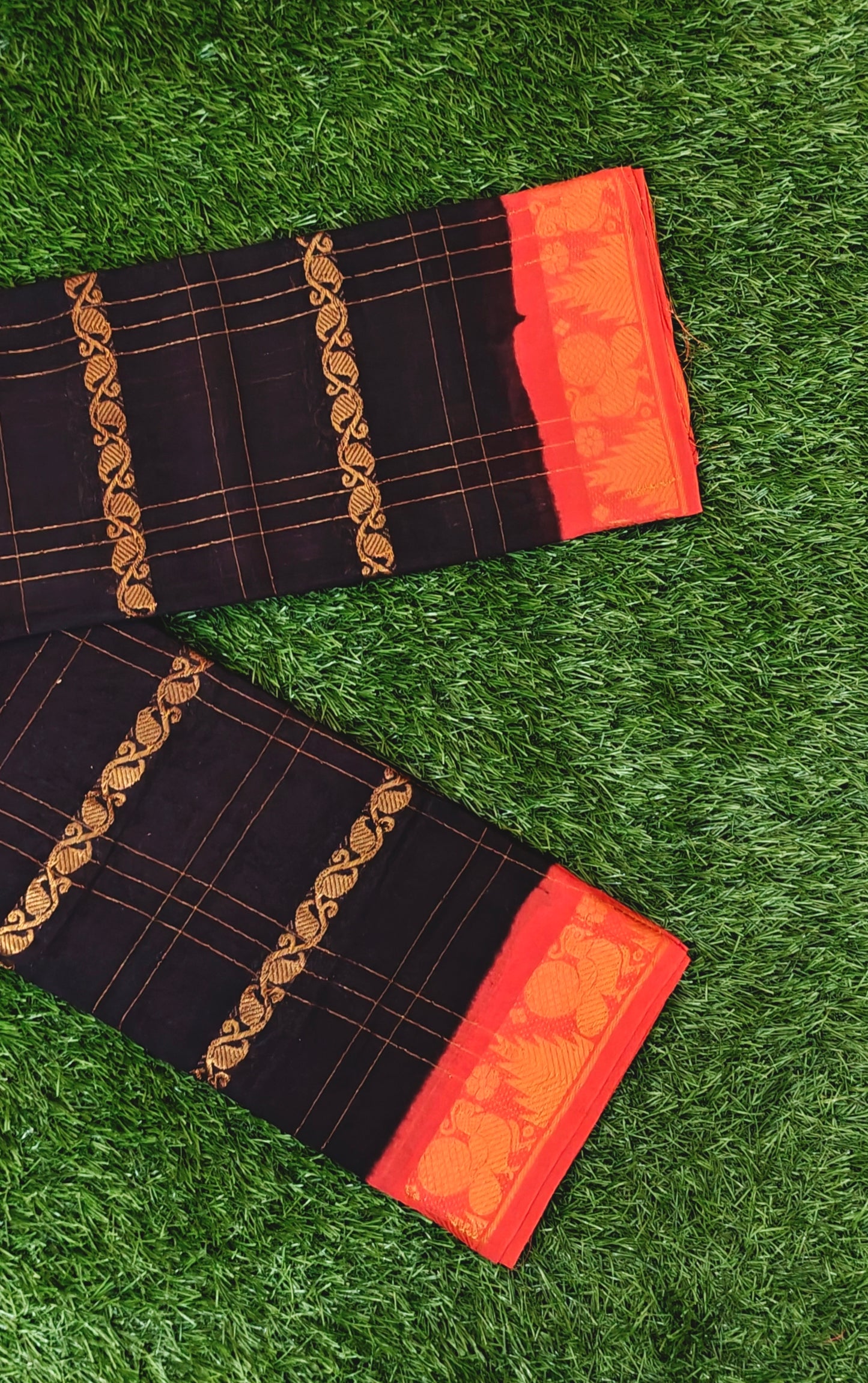 Black & Red Traditional Check Motif Cotton Saree