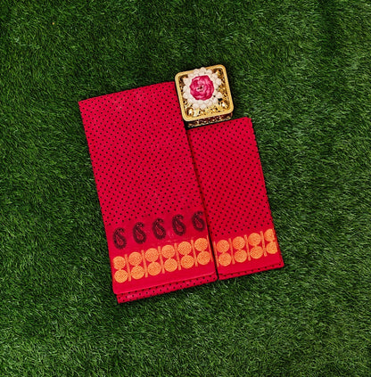 Bright Red Sungudi Cotton Saree with Dotted Pattern & Paisley Zari Border