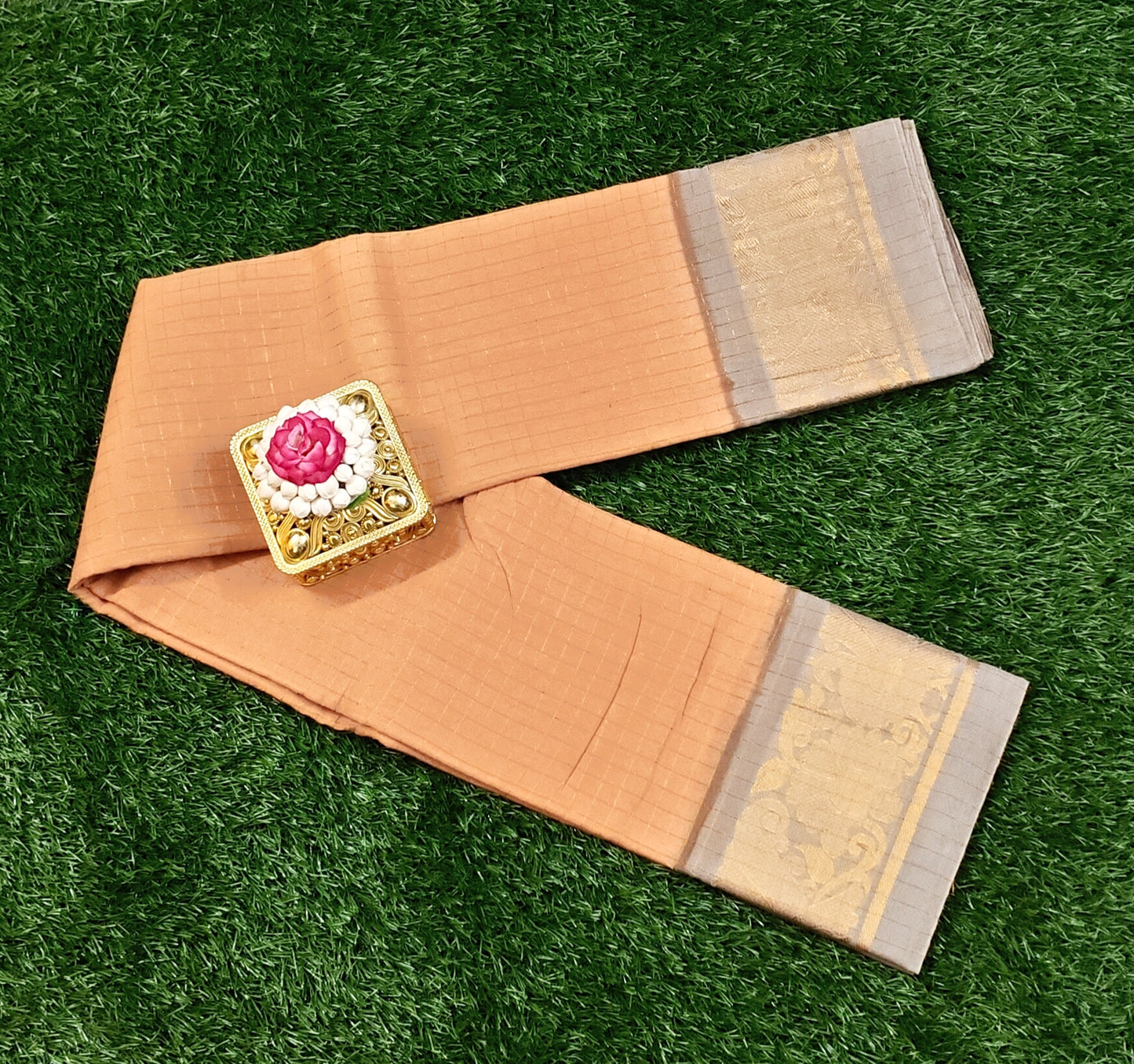 Light Copper Sungudi Cotton Saree with Silver Grey Border