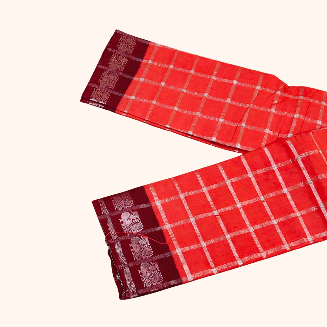 Silver Zari Pavithra Kattam Sungudi Cotton Saree with Maroon Border