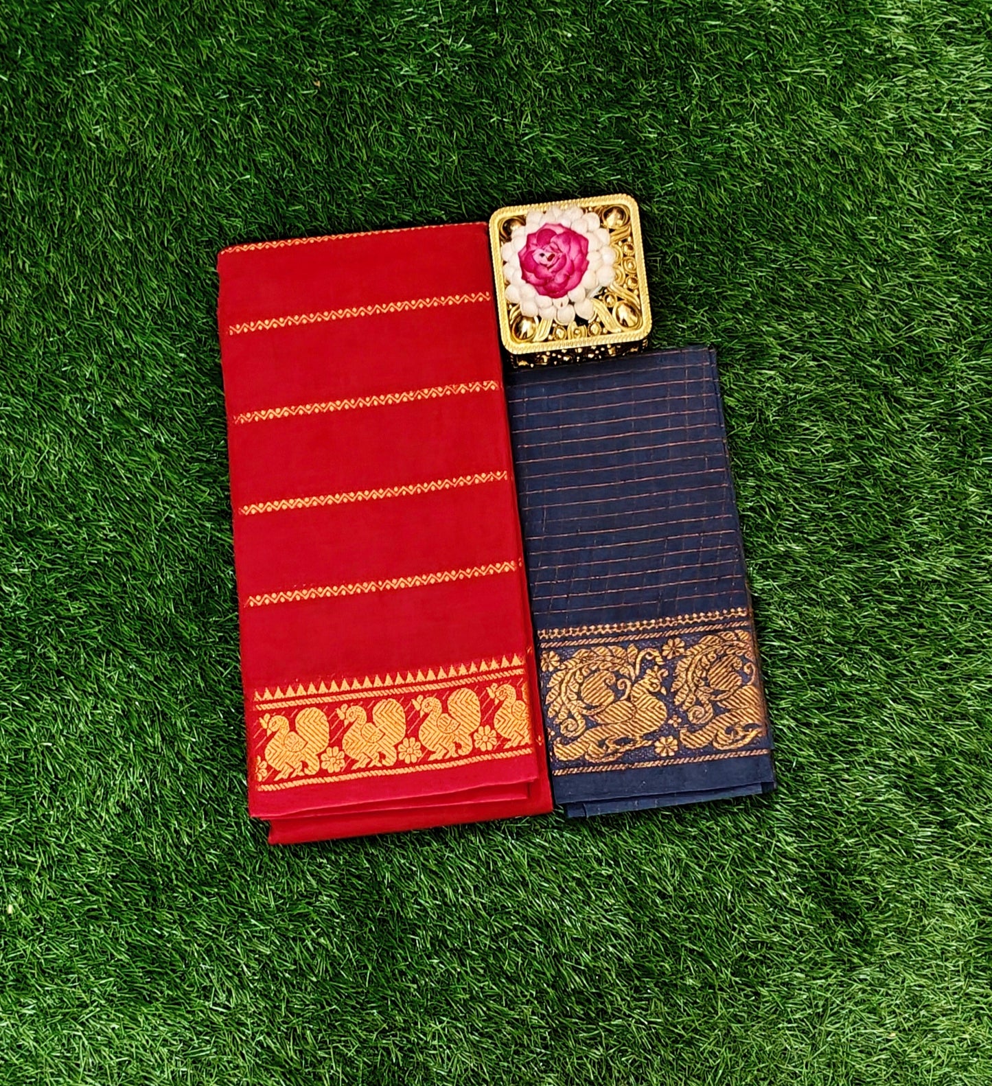 Bright Red Sungudi Cotton Saree with Zari Lines & Navy Blue Contrast Blouse Piece