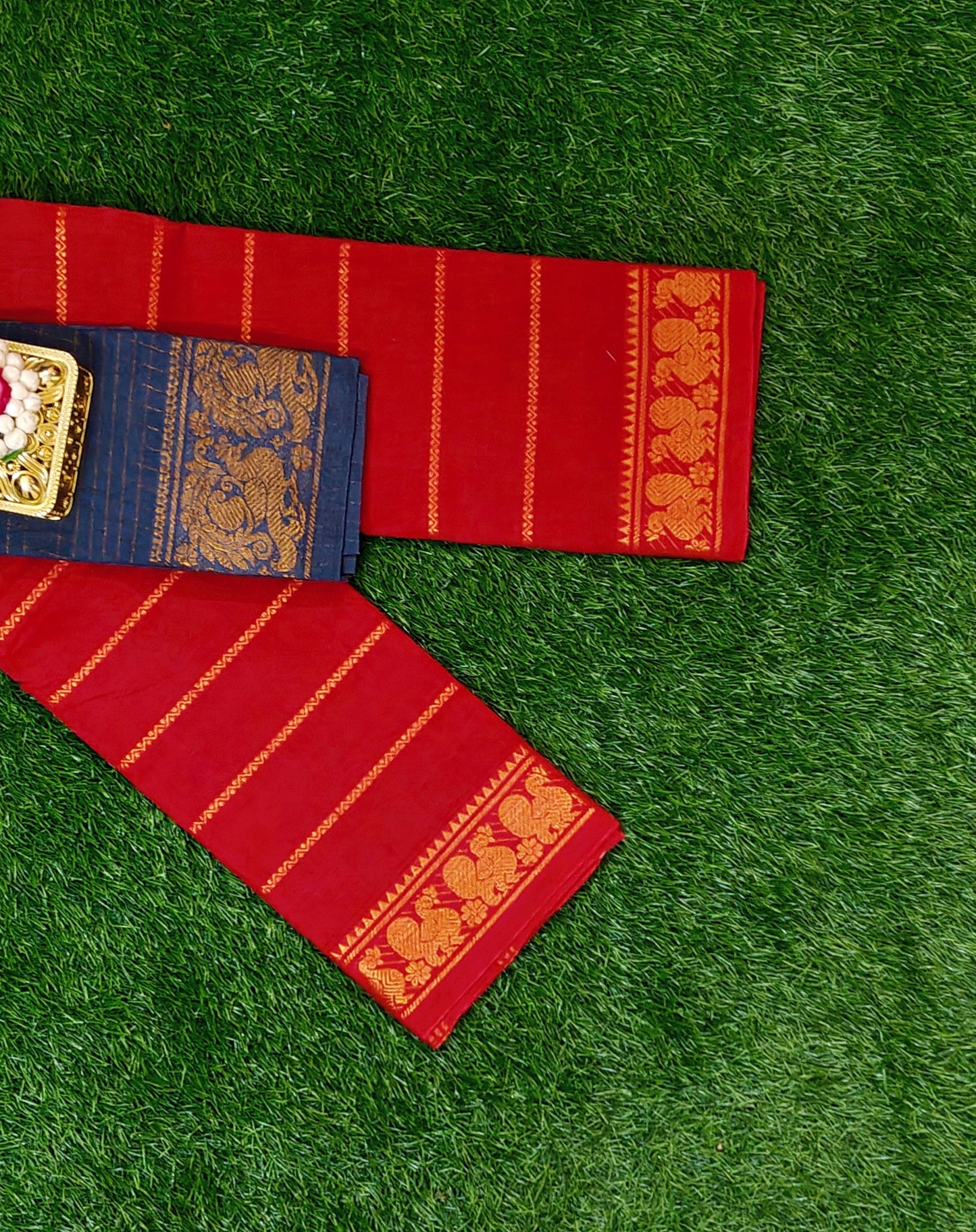 Bright Red Sungudi Cotton Saree with Zari Lines & Navy Blue Contrast Blouse Piece