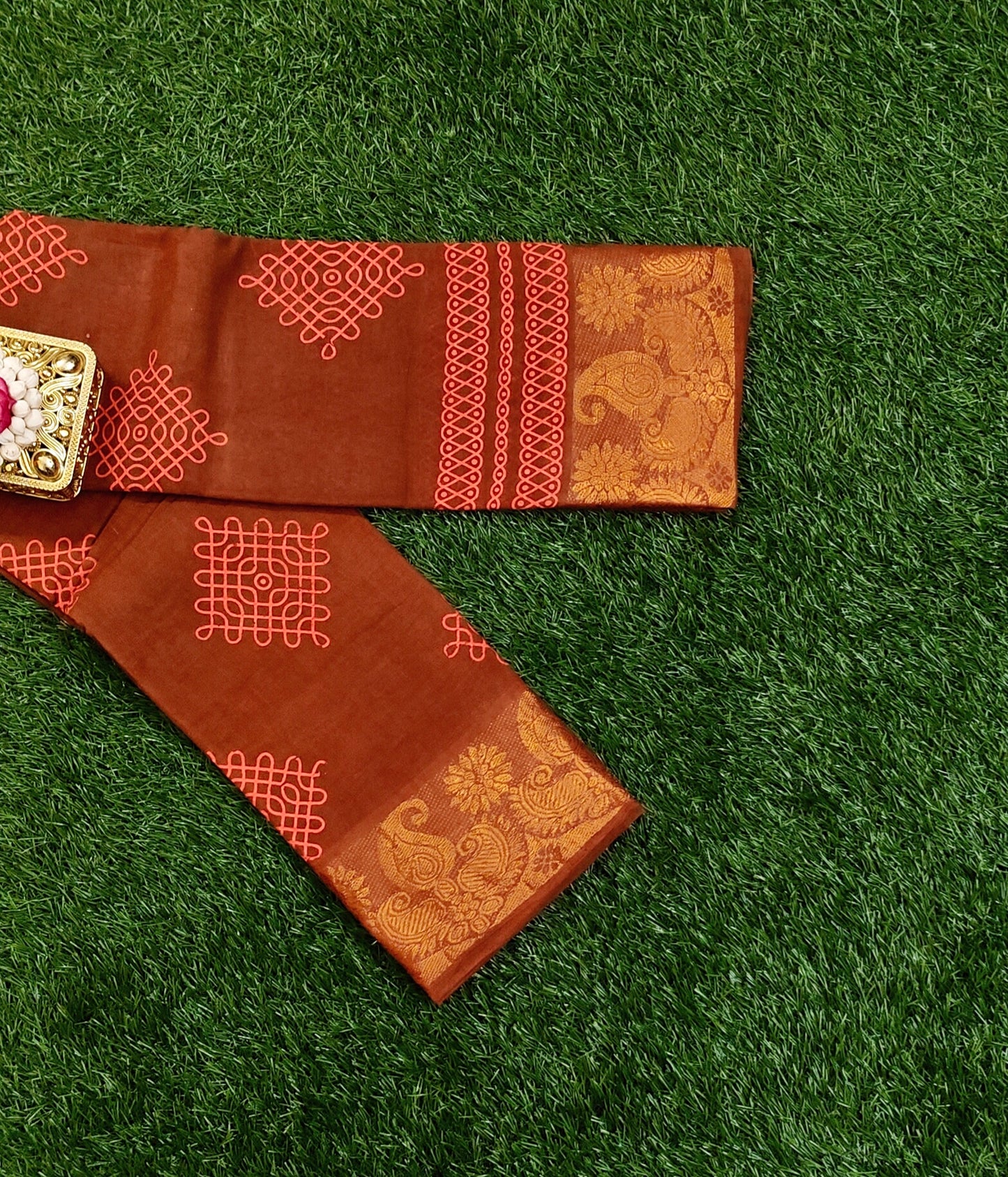 Rust Orange Sungudi Cotton Saree with Kolam Motifs & Paisley Zari Border