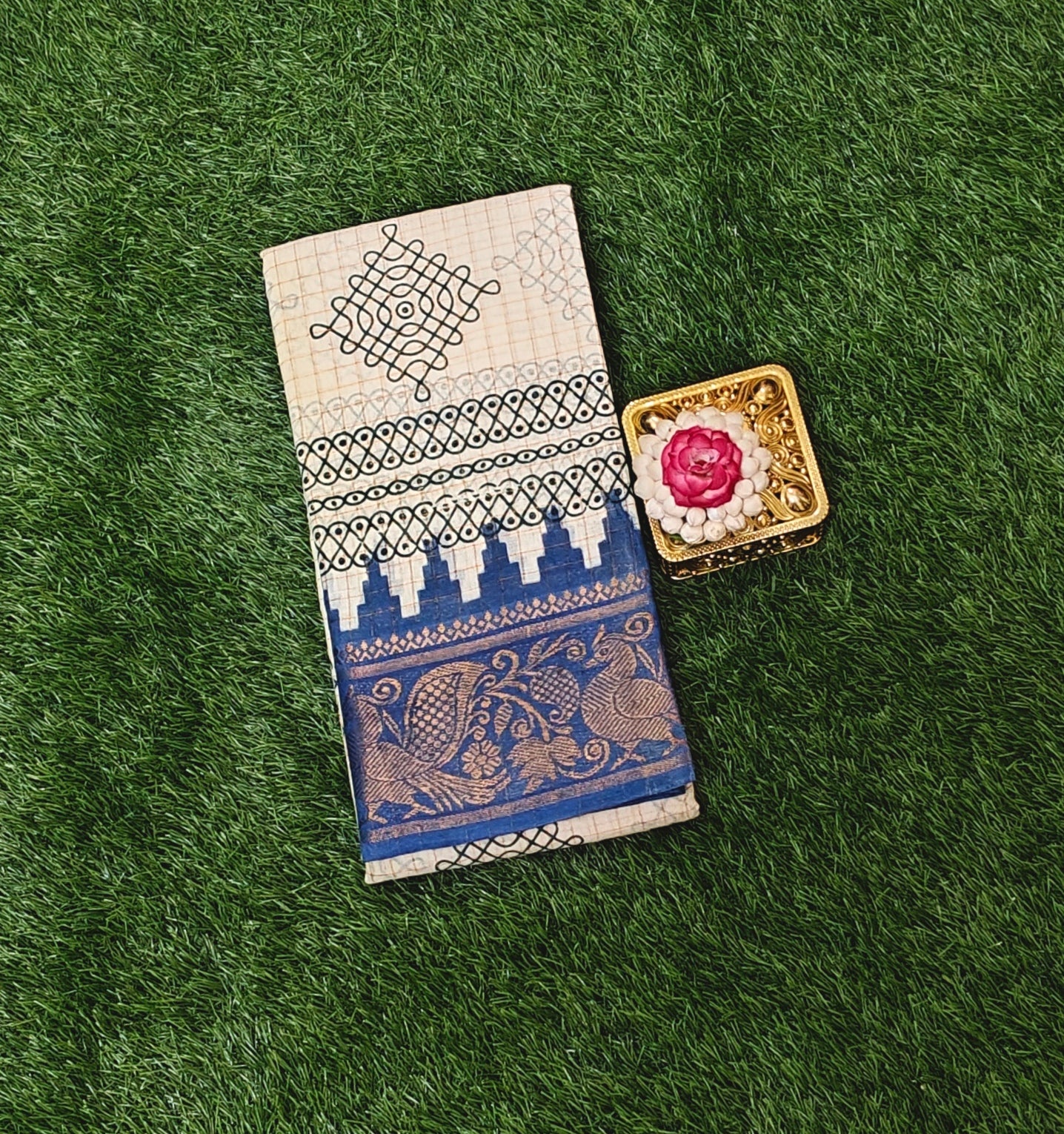 Beige Kolam Design Sungudi Cotton Saree with Royal Blue Zari Border yellow shaded Body