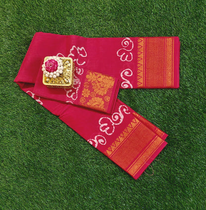 Reddish Pink Sungudi Cotton Saree with Batik Design & Zari Border