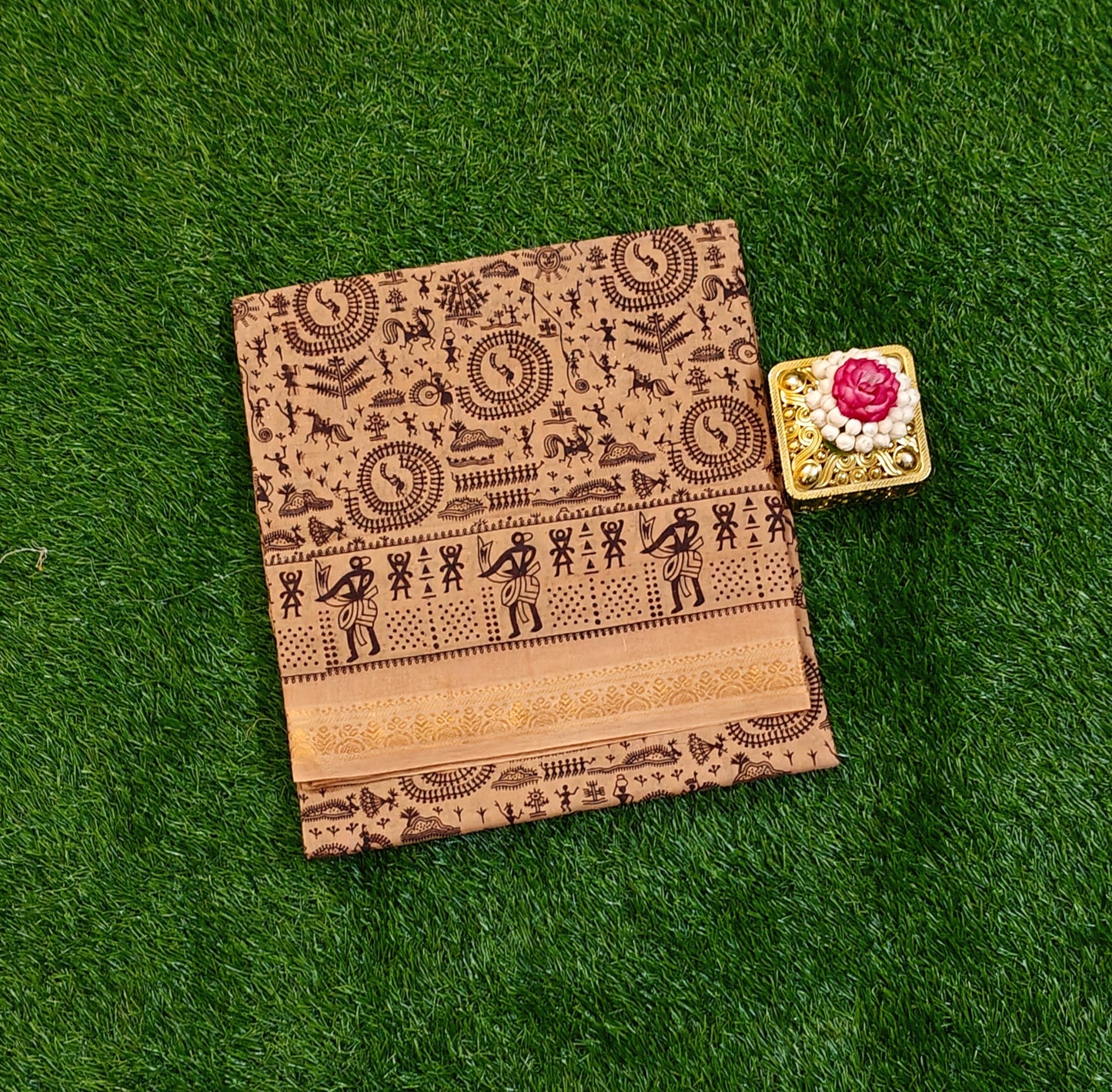 Beige & Brown Tribal Print Sungudi Cotton Saree with Warli Border