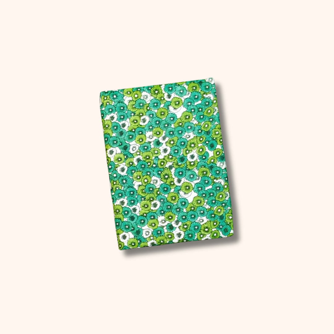 120s Count Sungudi Cotton Saree – Green Floral Design Running Blouse Included