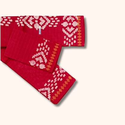 Rani Pink Sungudi Cotton Saree with Traditional White Batik Design & Matching Blouse Piece