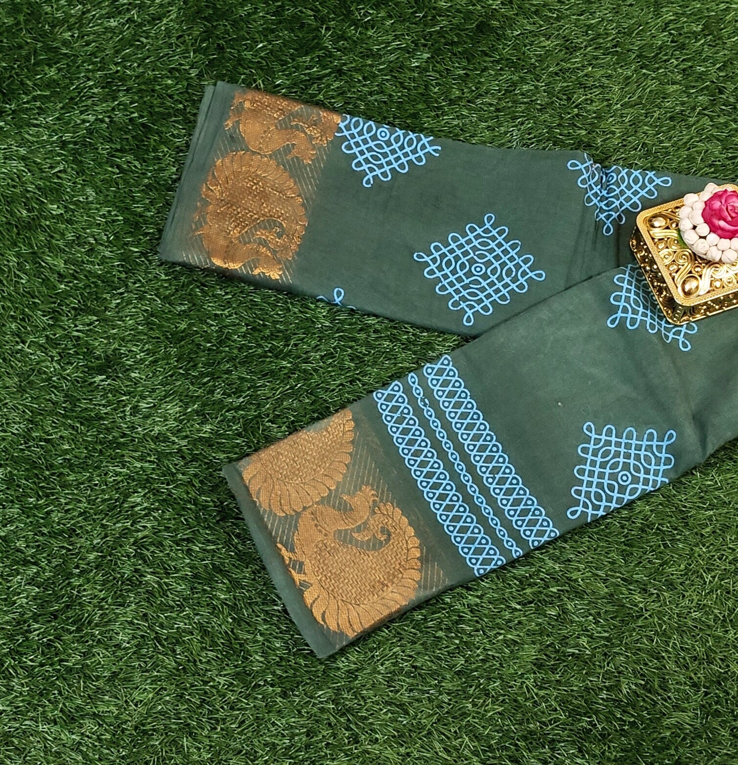 Bottle Green Sungudi Cotton Saree with Blue Kolam Motifs & Peacock Zari Border